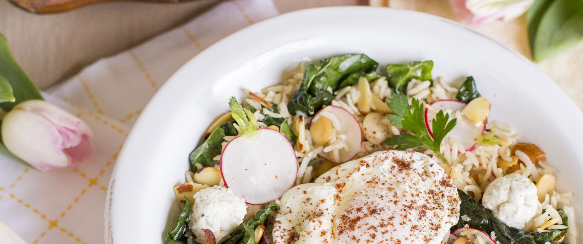 ecoLife Quick Cook Brown Rice Breakfast Bowl with Kale and Poached Egg - ecoLife